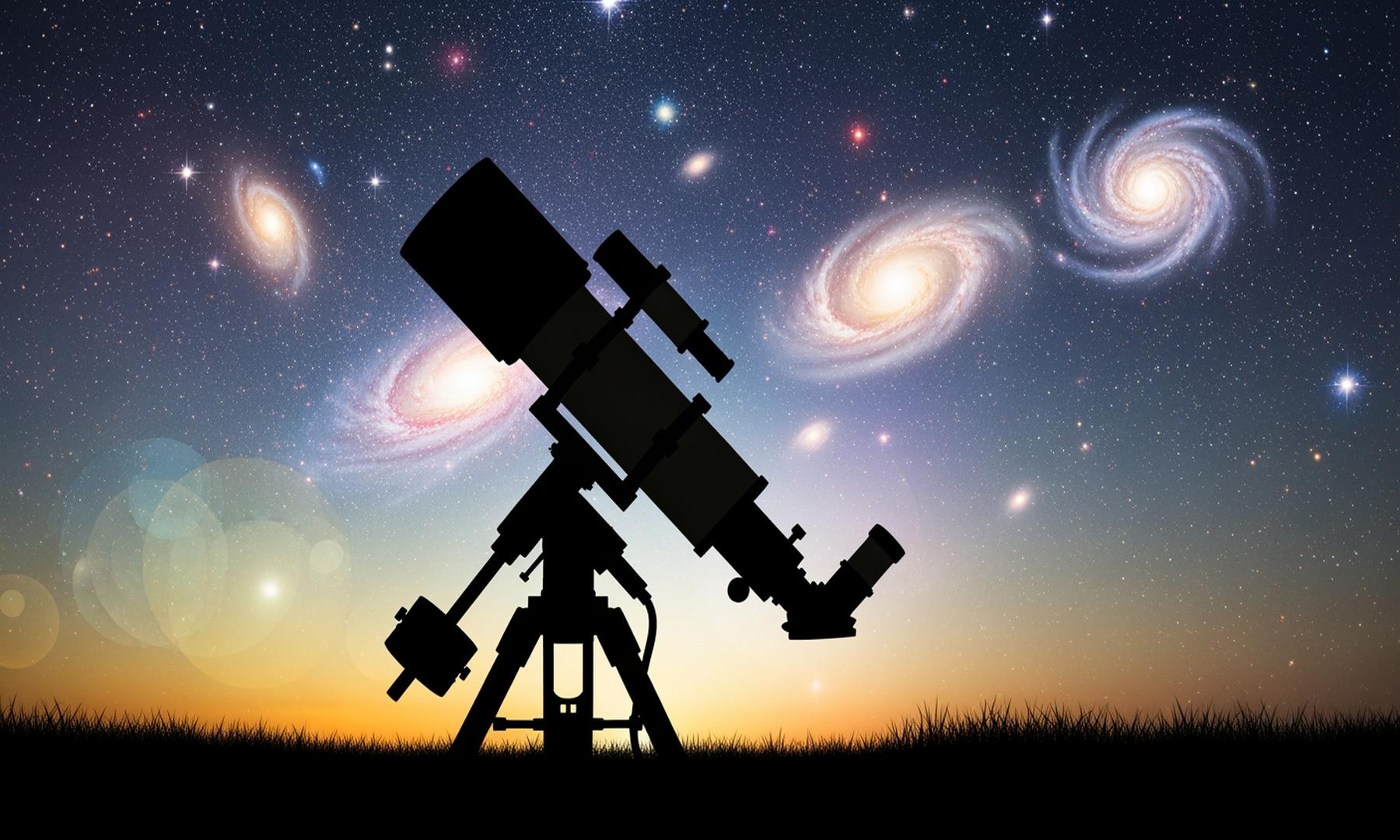 Very Large Telescope Captures Stunning Milky Way Image Amidst Airglow