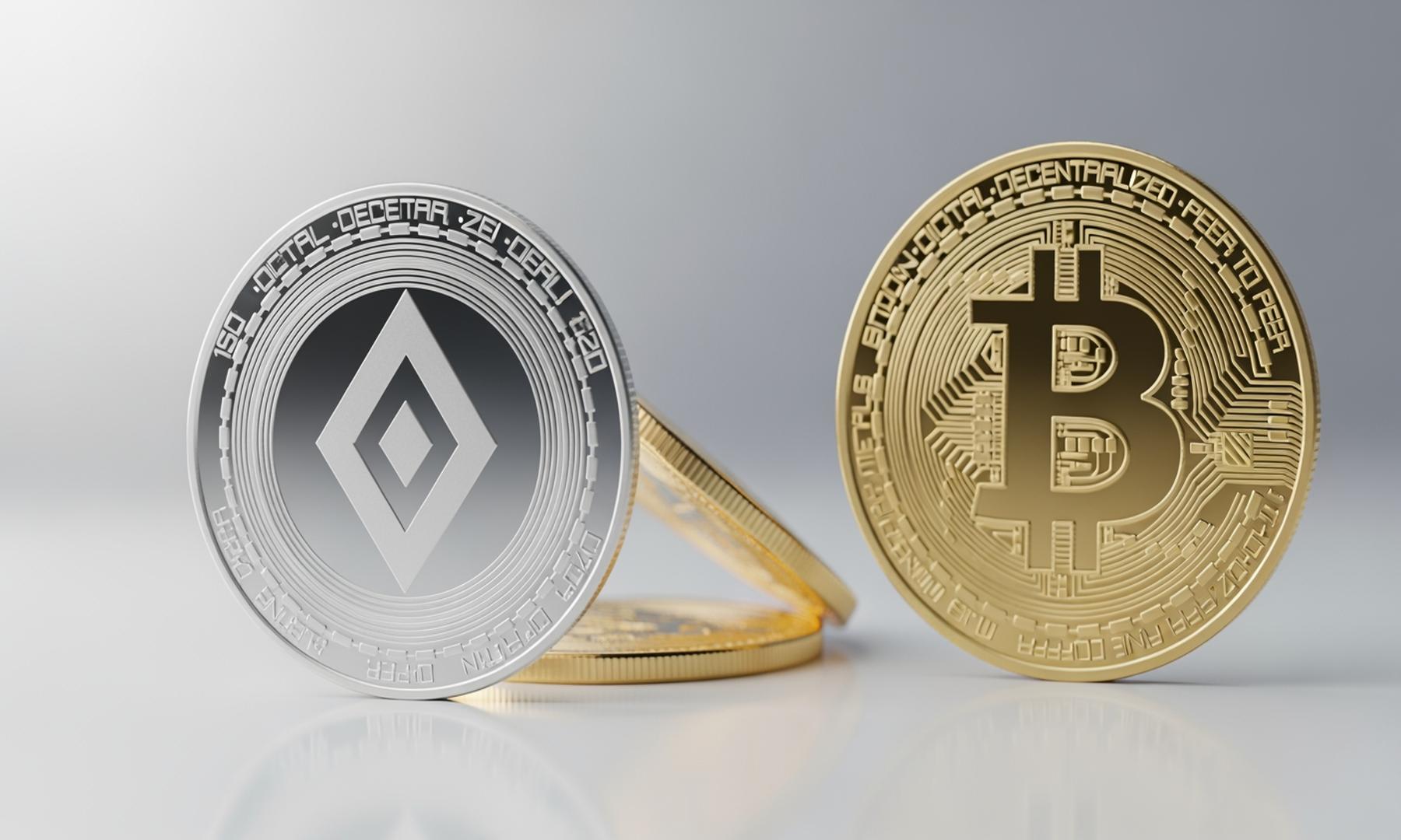 Bitcoin Faces Weak Bounce as Altcoins Prepare for Final Season