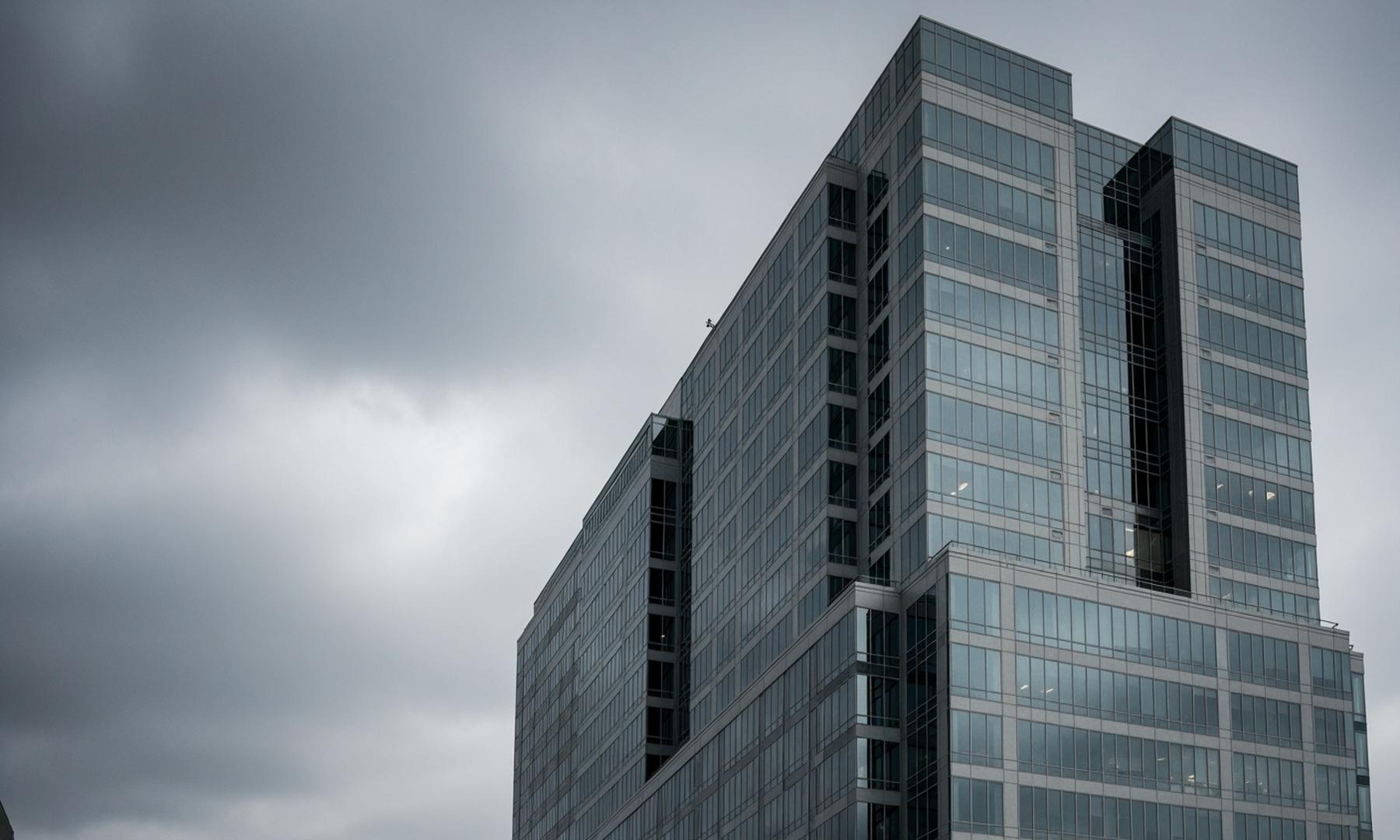 Lee  Associates Report Highlights Market Uncertainty Impacting Commercial Real Estate