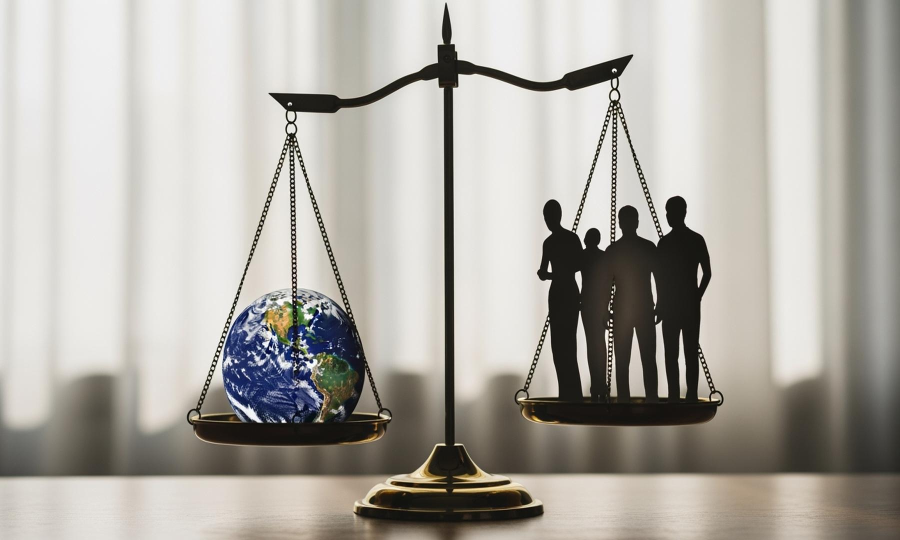 Bill Gates Advocates for Climate Strategy Shift to Focus on Human Suffering