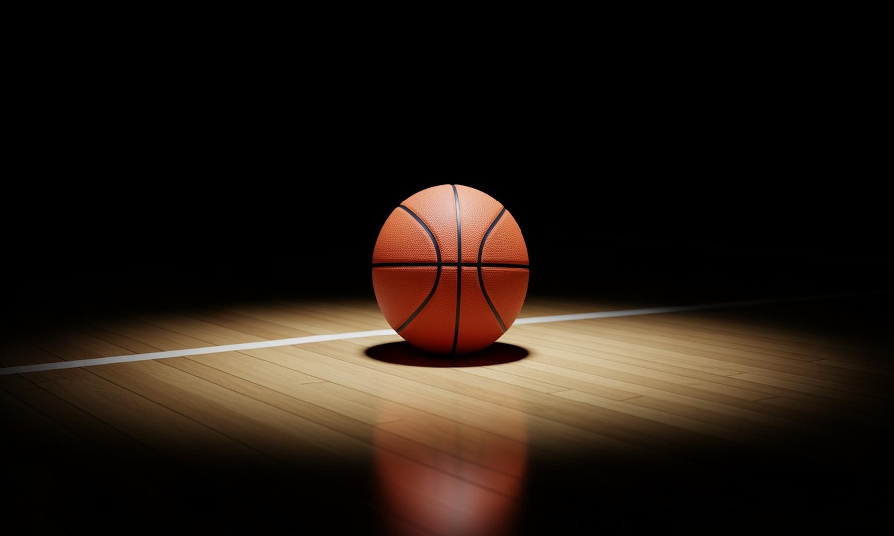 Clippers' Kobe Sanders Faces Uncertainty with Knee Injury, Impact on Team Rotation