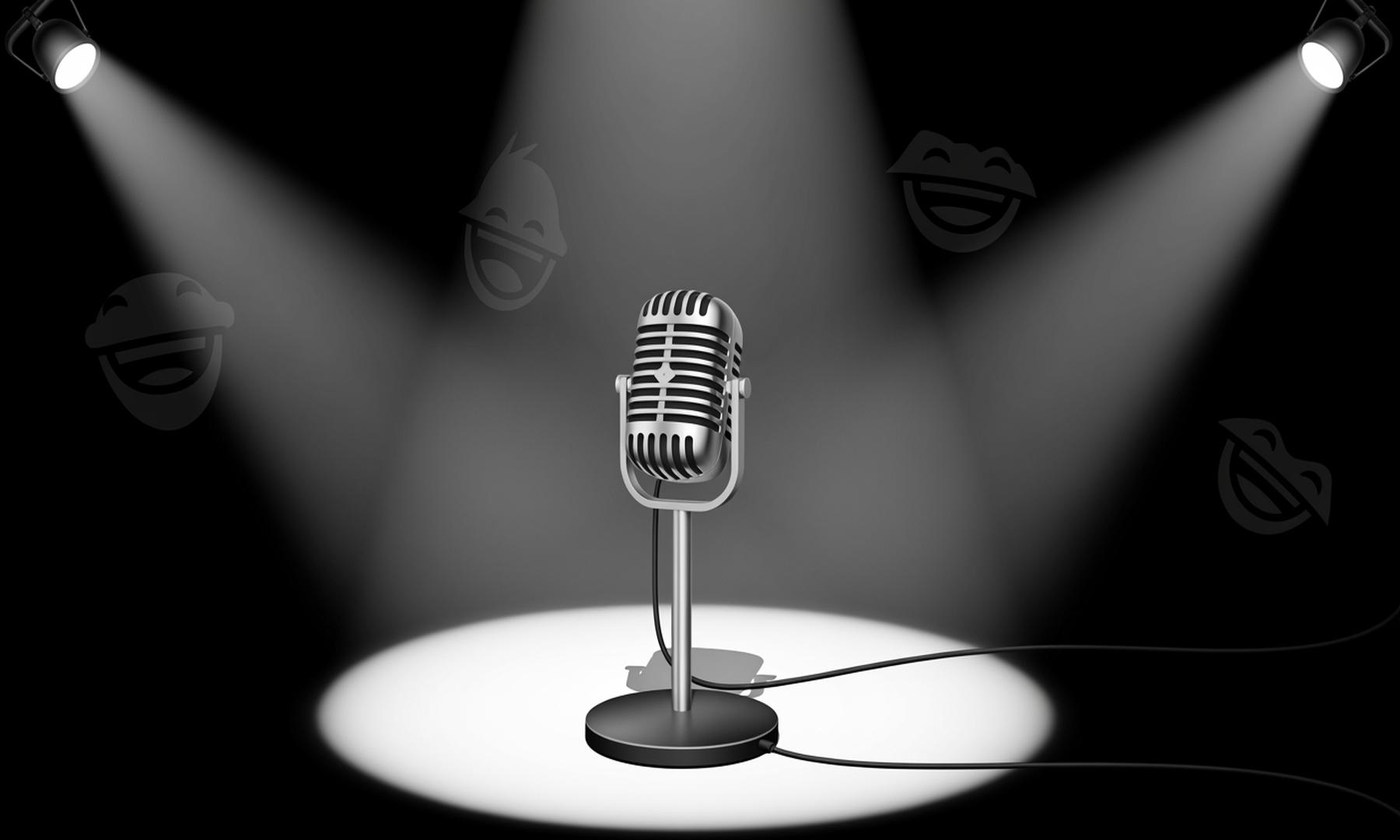 Netflix Documentary Features Dave Chappelle in Exploration of Eddie Murphy's Life