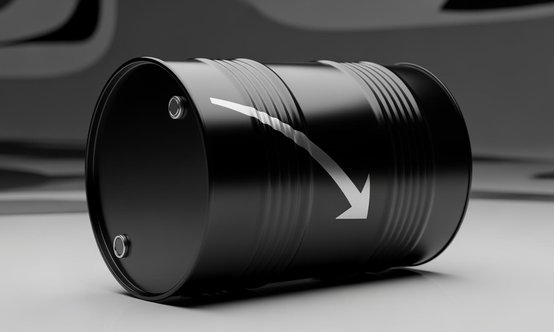 Oil Prices Decline Amid Concerns of Supply Glut and Weak Demand in U.S.