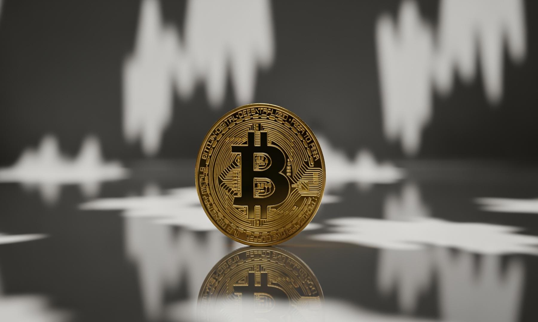 Bitcoin Faces Uncertain November Amid Market Volatility and ETF Outflows