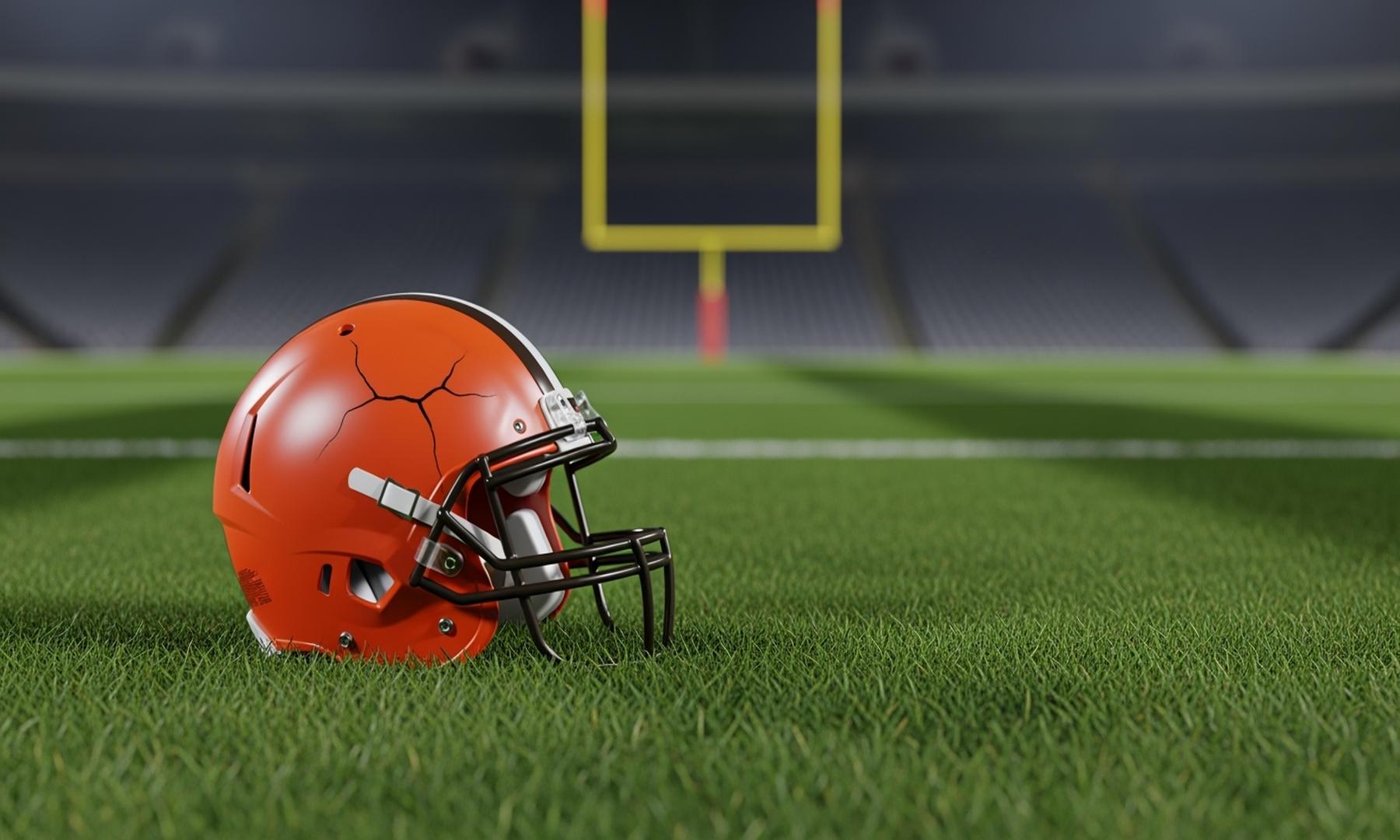 Cleveland Browns' Quinshon Judkins Suffers Shoulder Injury Against Patriots