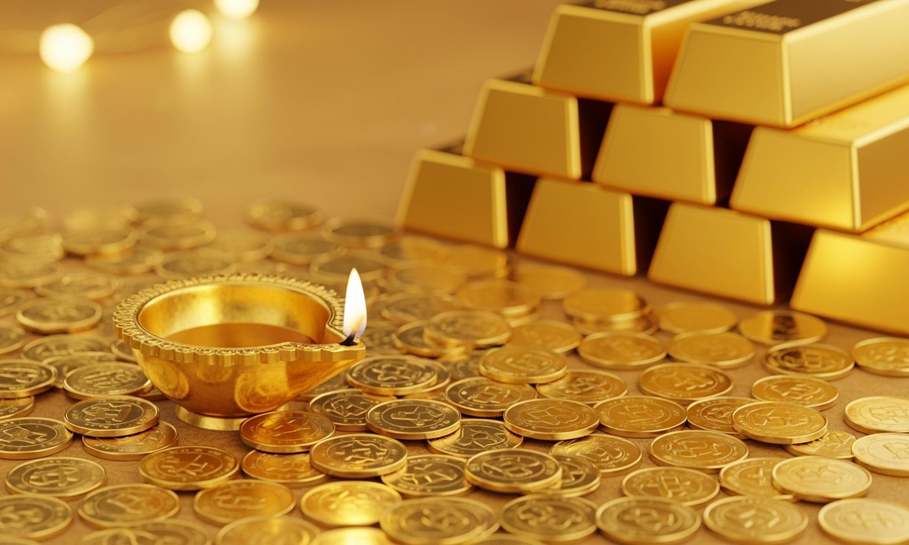 Indian Gold Purchases Surge to $11 Billion During Diwali, Shift from Jewelry to Bars and Coins