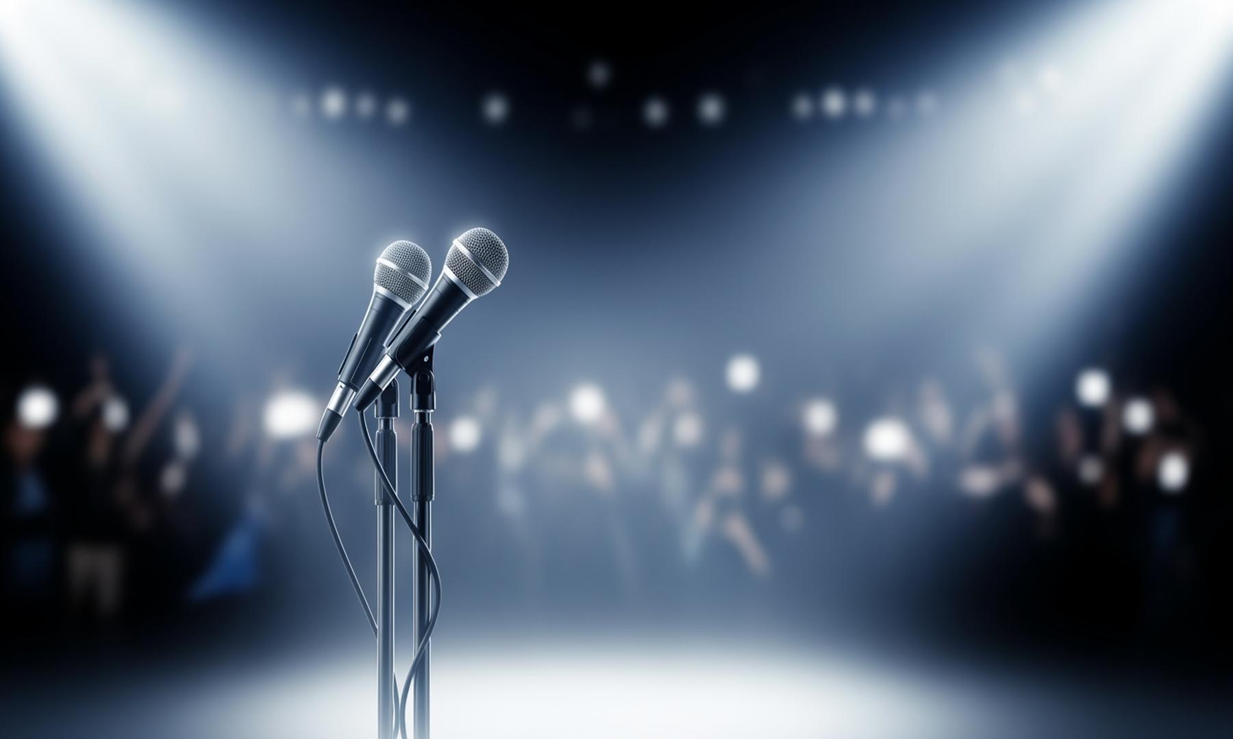 Taylor Swift and Travis Kelce's Public Appearance Sparks Media Attention