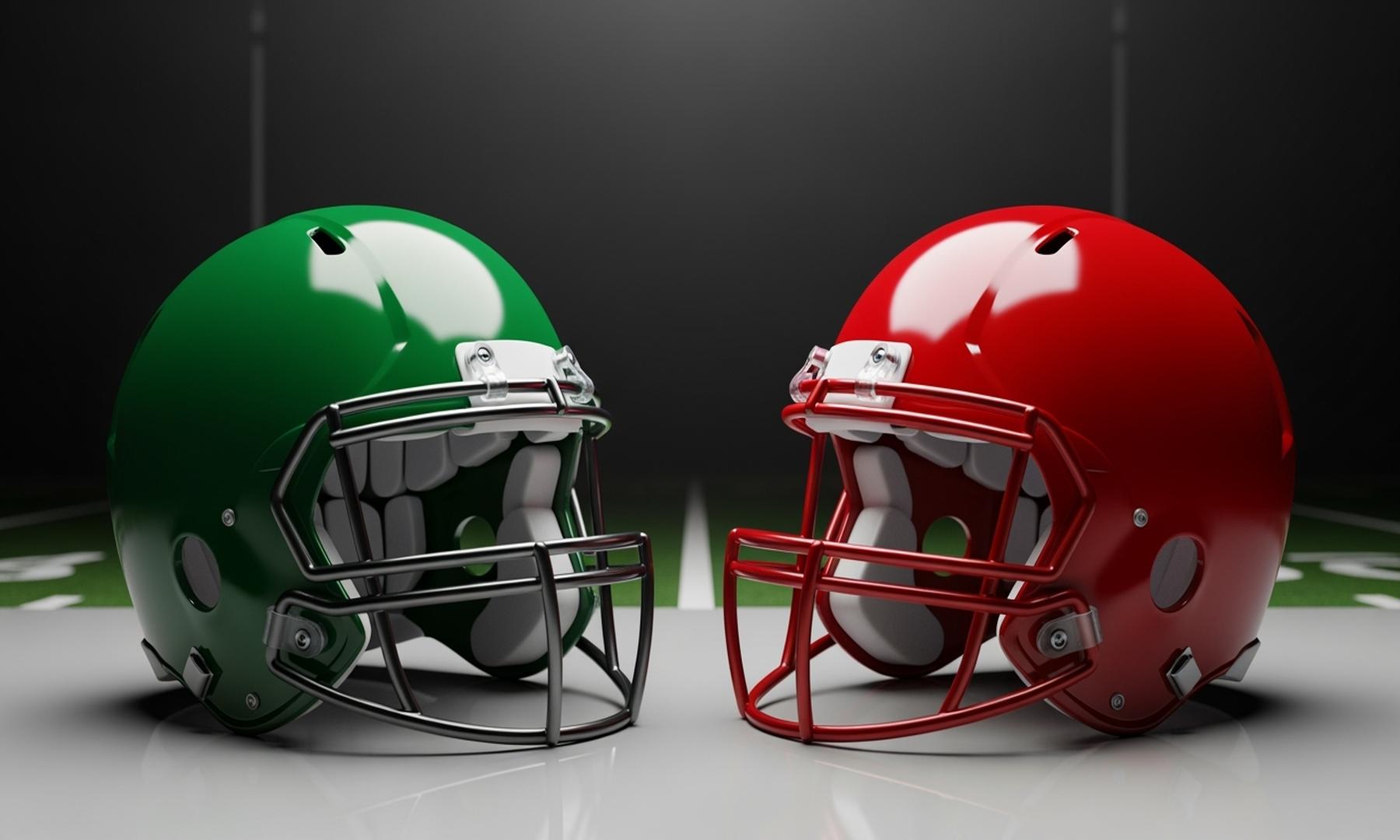 Oregon Ducks Prepare for Key Matchup Against Wisconsin Badgers Amid Season Challenges