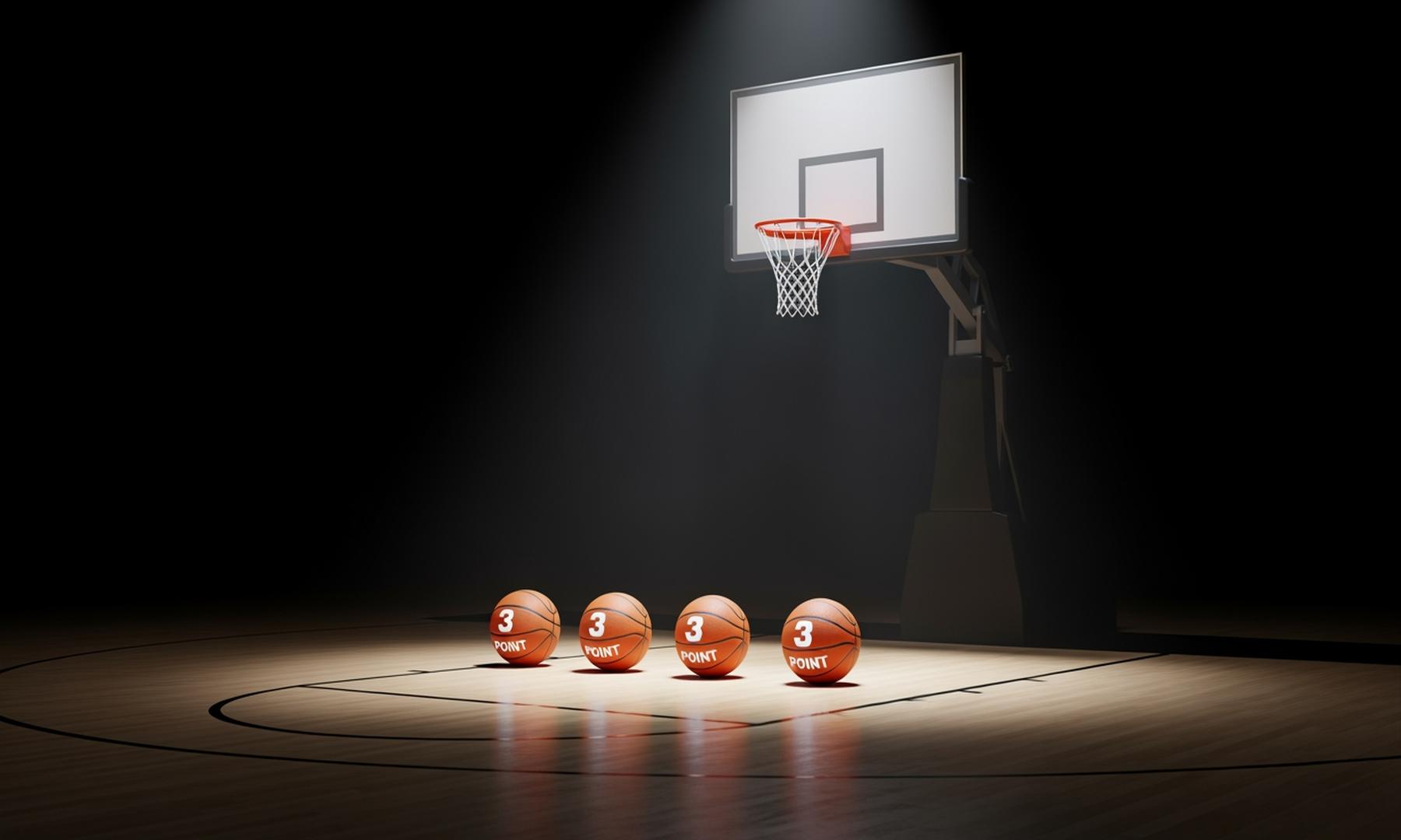 Suns' Royce O'Neale Contributes with Four Three-Pointers in Victory Over Pelicans