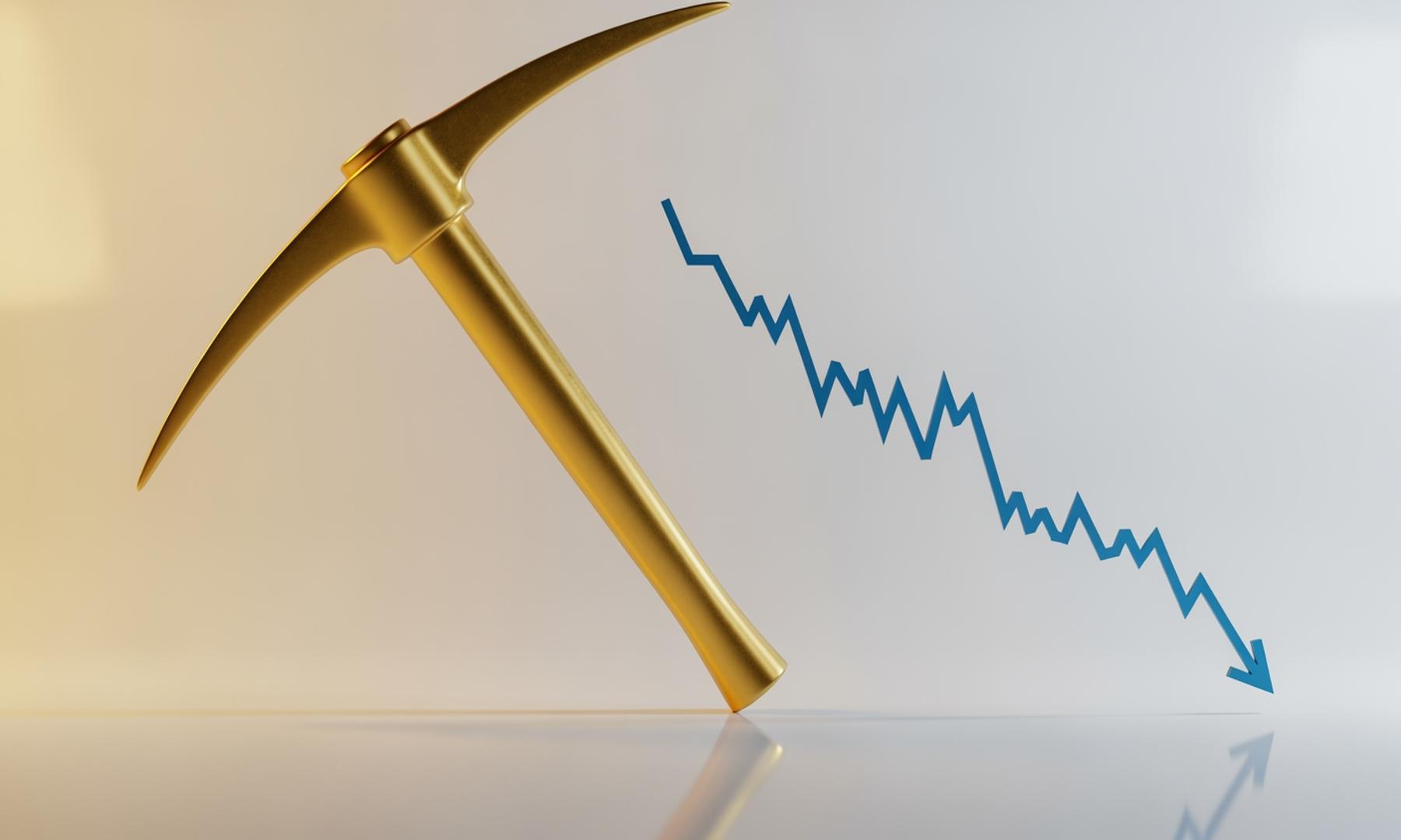 Goldbank Mining Faces Stock Price Decline Amid Low Trading Volume