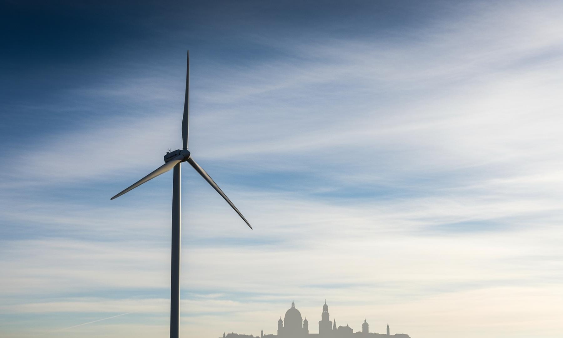 Economist Paul Krugman Highlights Renewable Energy Growth and Historical Parallels