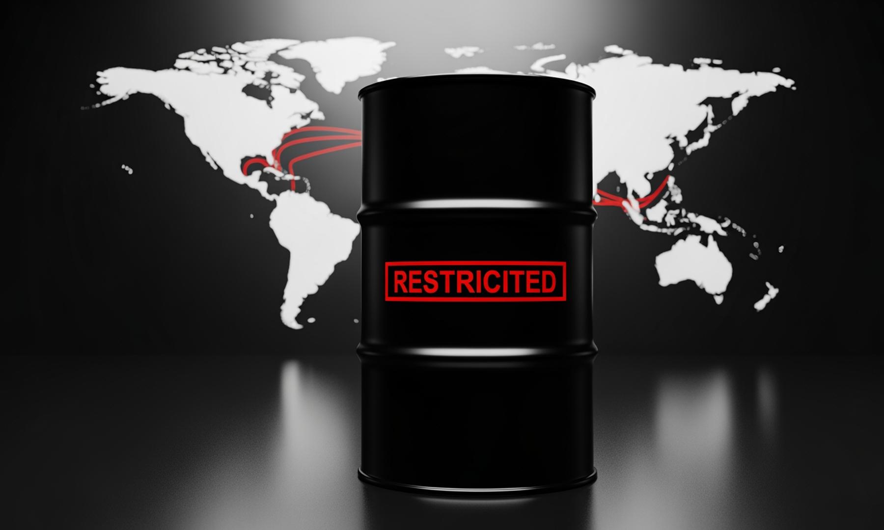 US Sanctions on Russian Oil Trigger Global Buyer Retreat and Revenue Loss