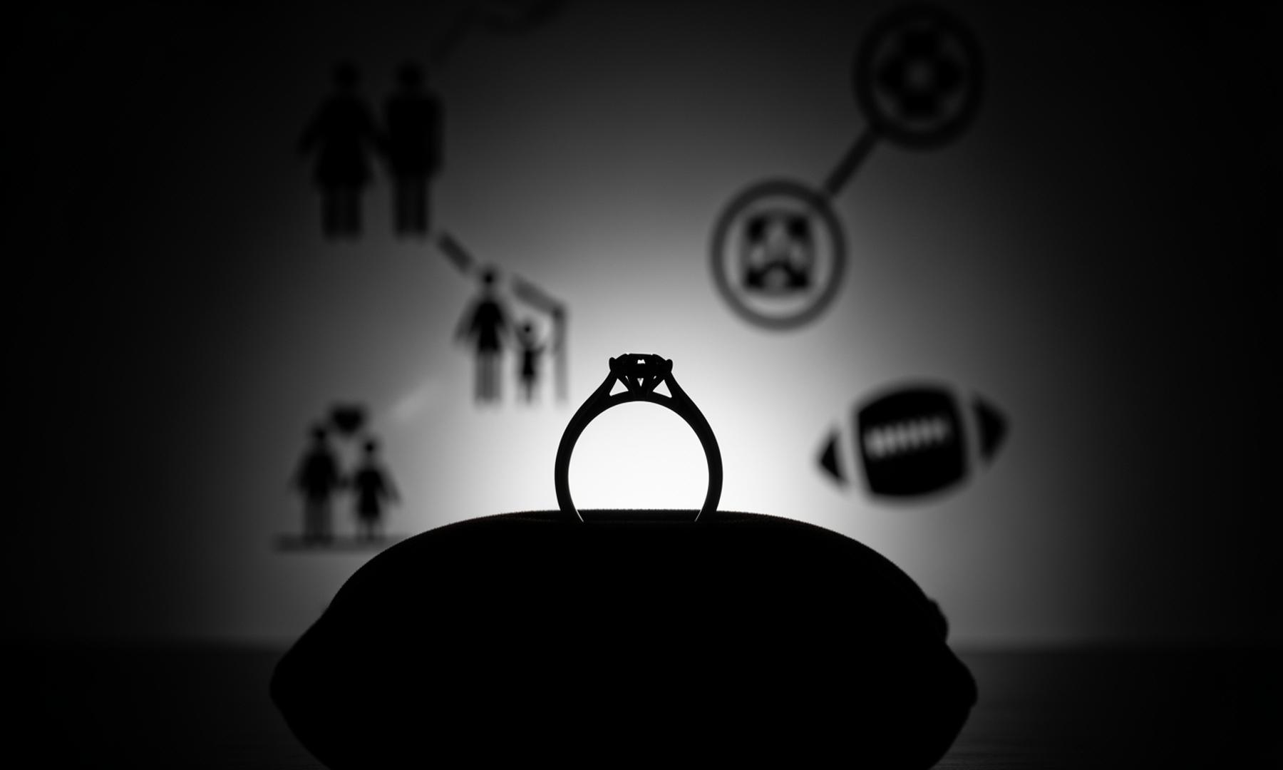 Aaron Rodgers' 'Phantom' Wife Remains Unseen by Family and Steelers WAGs