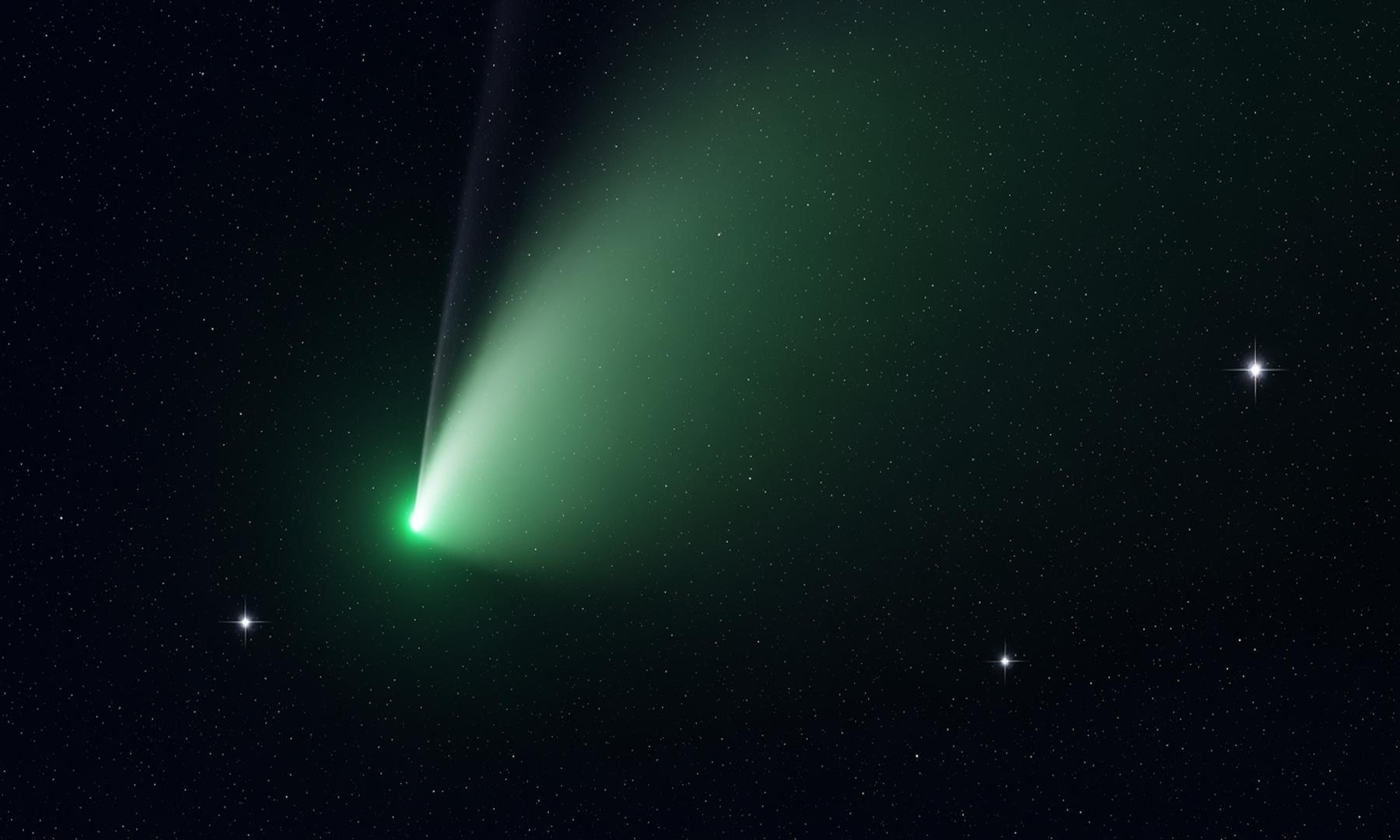 Comet 3I/ATLAS Debuts Green Glow, Debunking Color Change Myth